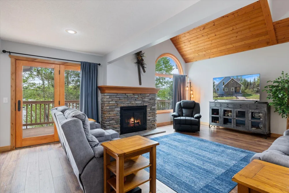 116 Eagle Pointe Road Coleraine, MN 55722