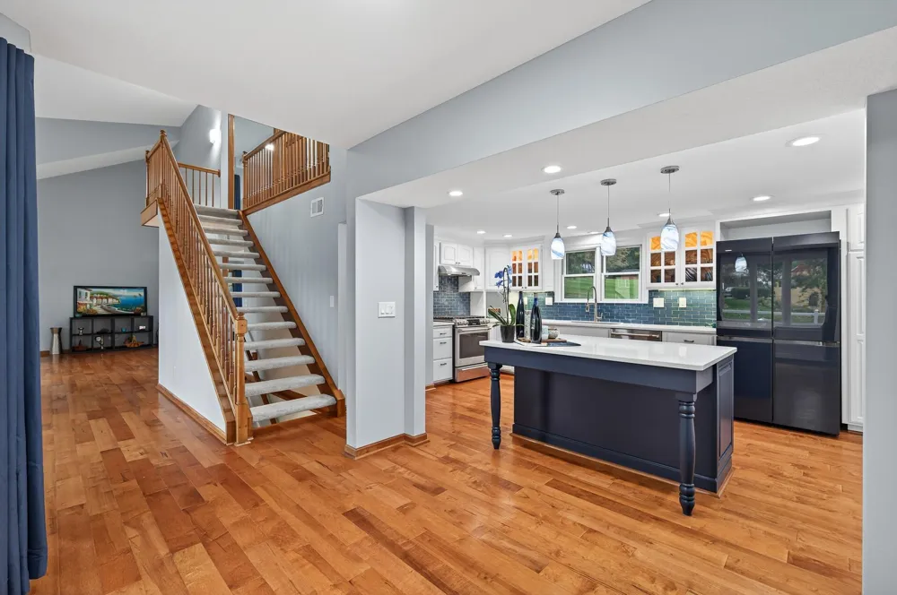 3280 Williams Lane Minnetrista, MN 55364