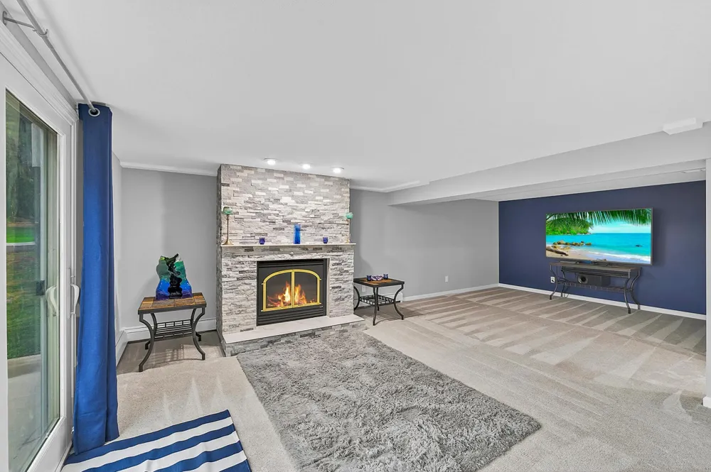 3280 Williams Lane Minnetrista, MN 55364