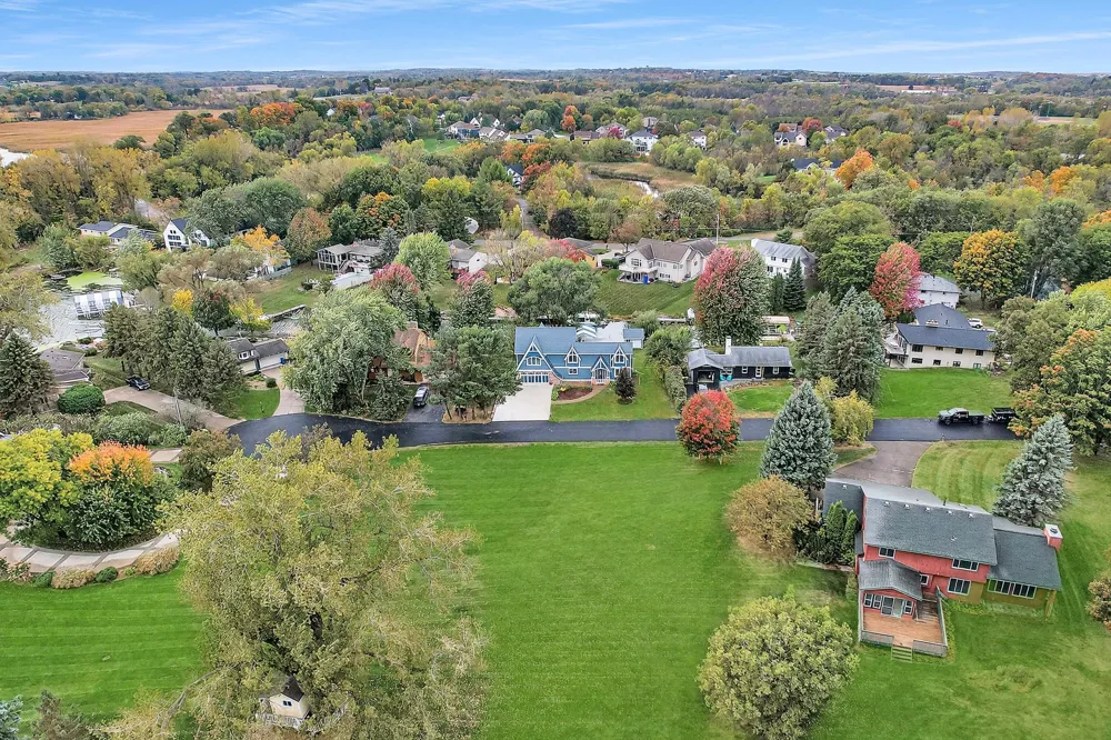 3280 Williams Lane Minnetrista, MN 55364