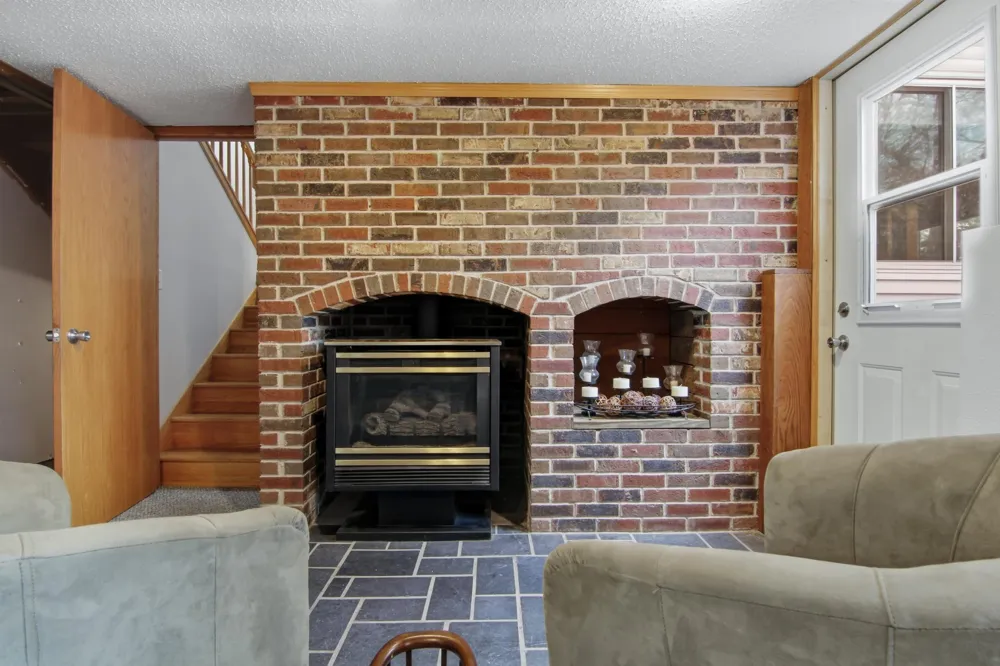 S8280 Lowes Creek Road Eau Claire, WI 54701