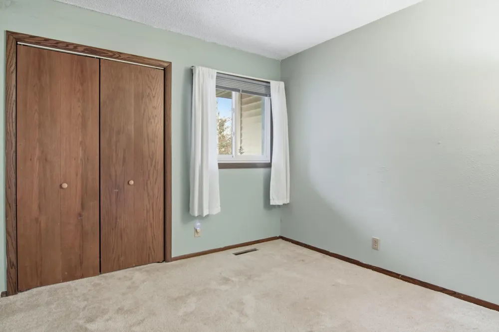 S8280 Lowes Creek Road Eau Claire, WI 54701