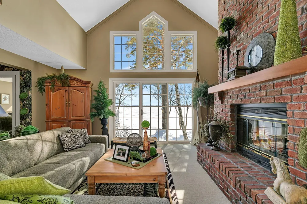 7711 Shore Drive Spicer, MN 56288