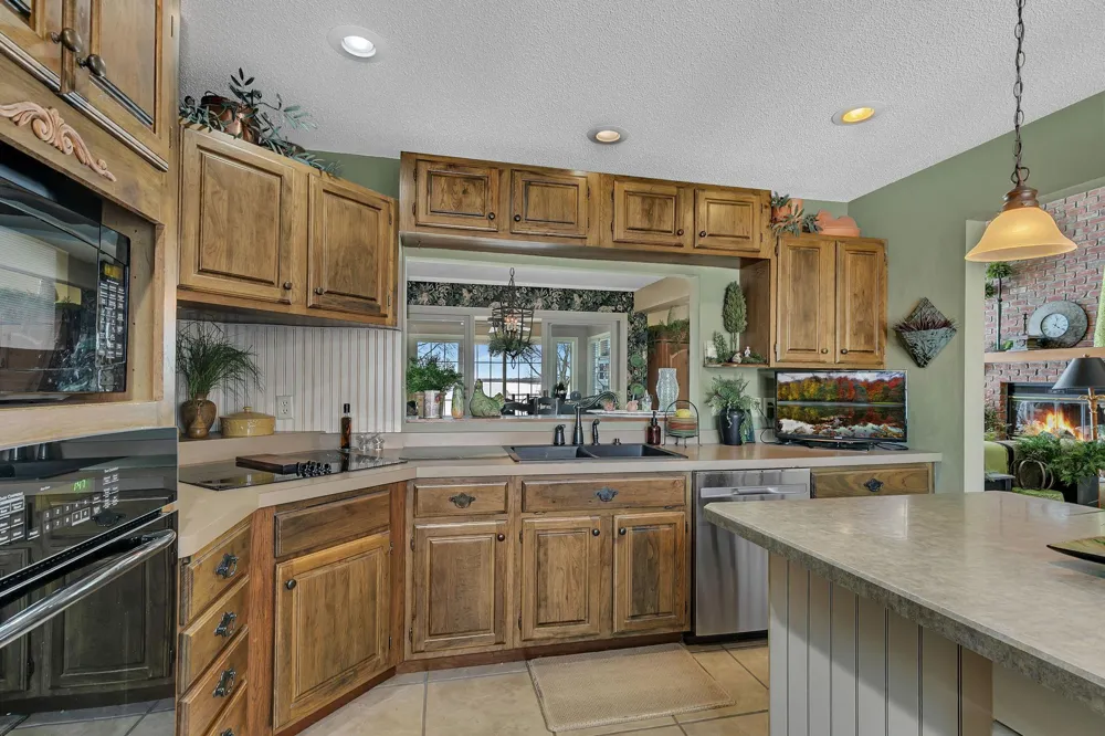 7711 Shore Drive Spicer, MN 56288