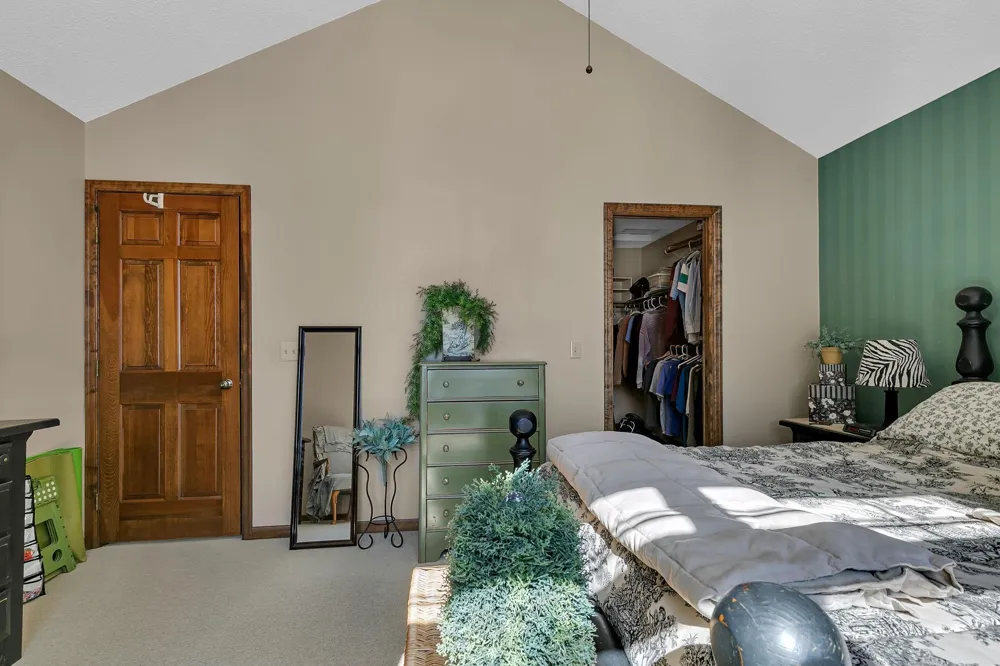 7711 Shore Drive Spicer, MN 56288