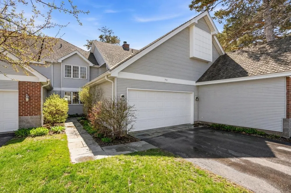 7711 Shore Drive Spicer, MN 56288