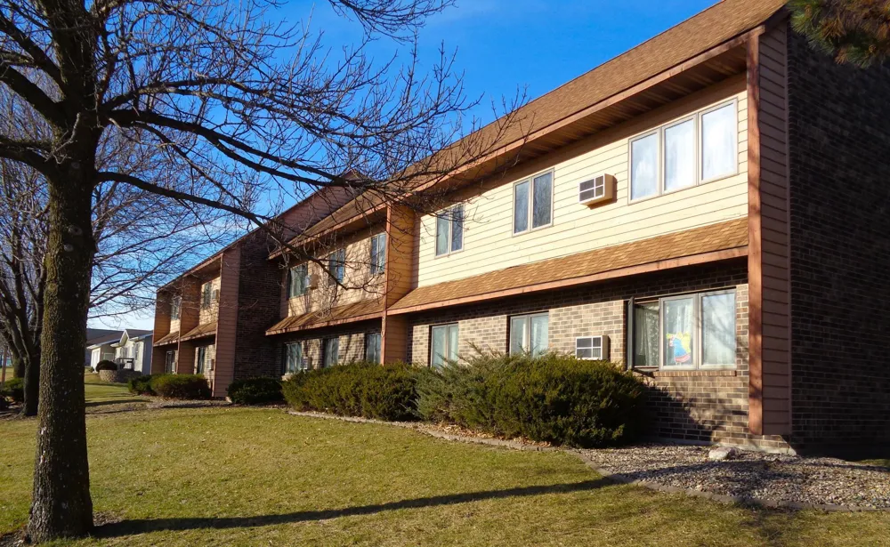 910 Hengen Street #402 Fairmont, MN 56031