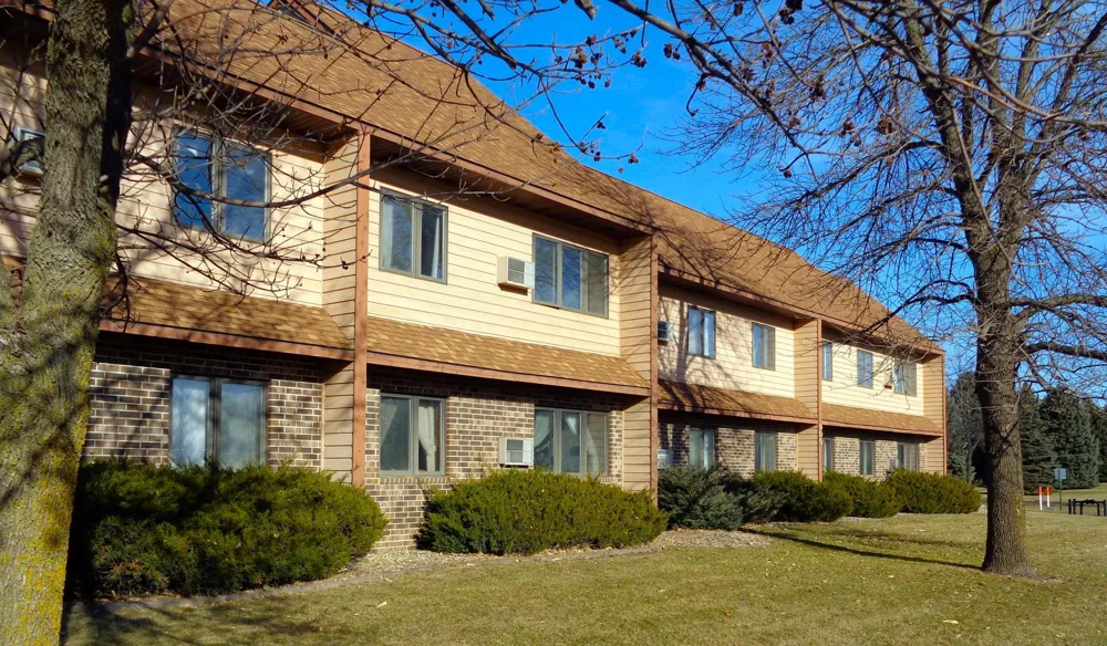 910 Hengen Street #402 Fairmont, MN 56031