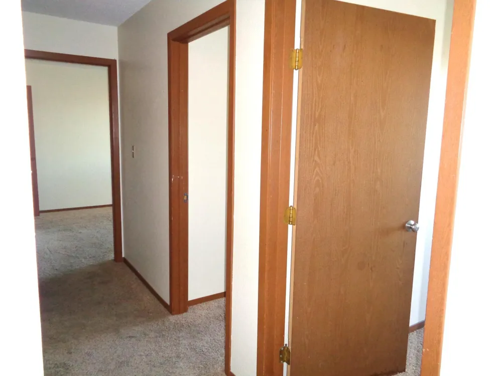 910 Hengen Street #402 Fairmont, MN 56031