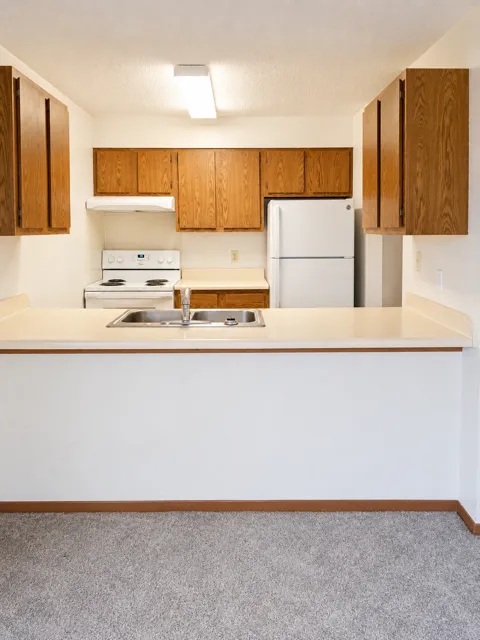 900 Hengen Street #202