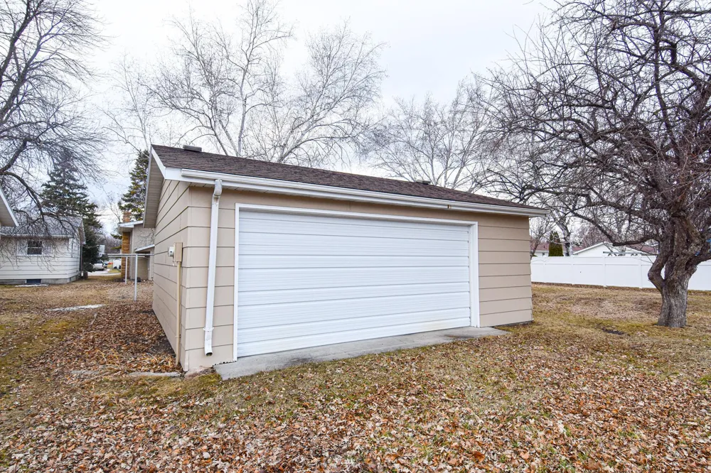 610 Kneale Avenue S Thief River Falls, MN 56701