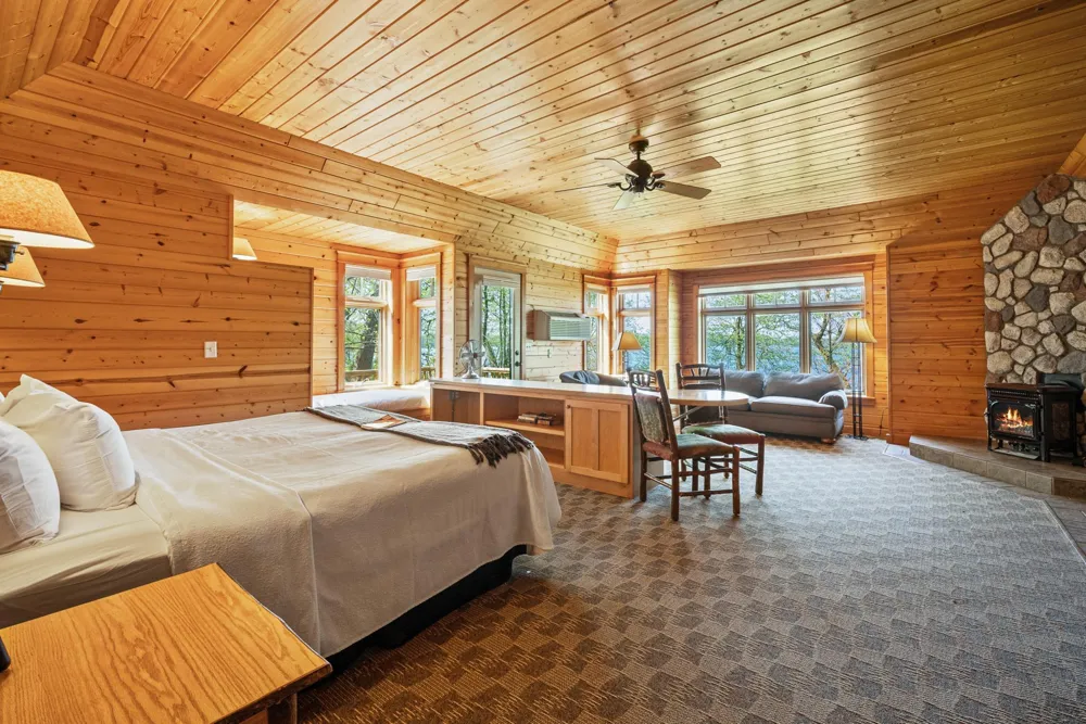 2799 Douglas 27th St #9 - Douglas Cabin Birchwood, WI 54817
