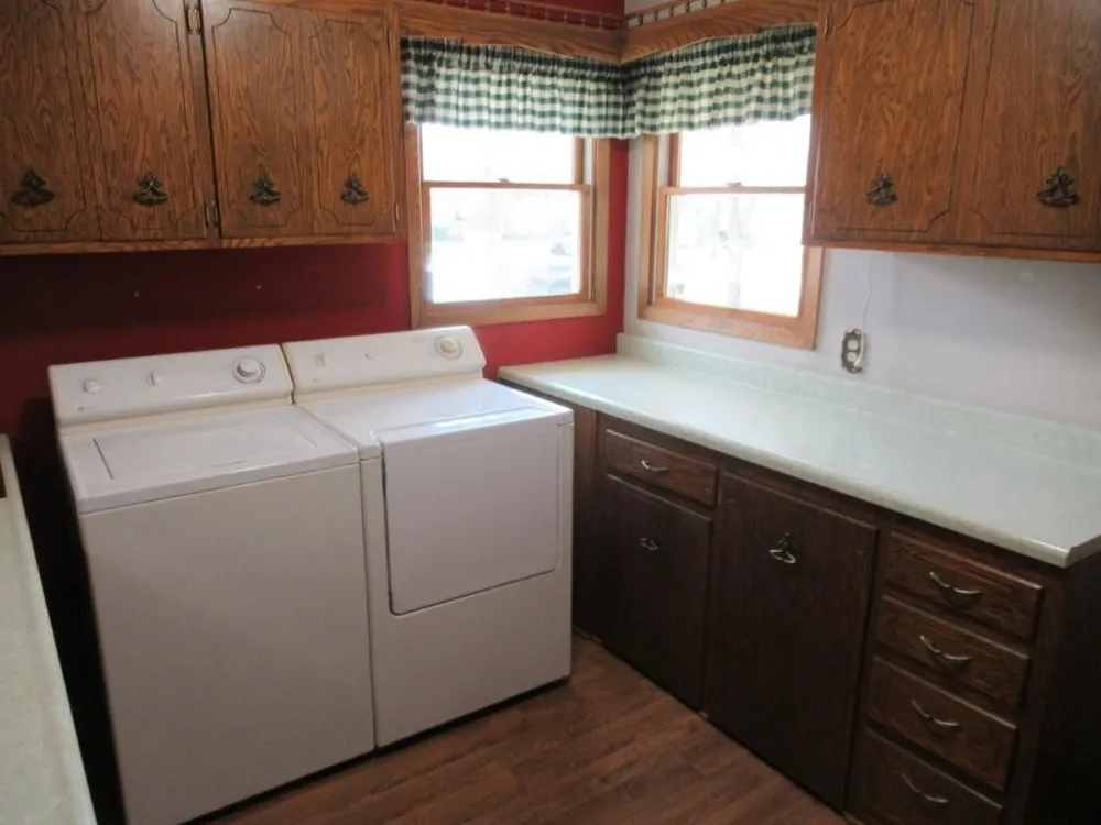 300 Sagratti Street W Edgerton, MN 56128