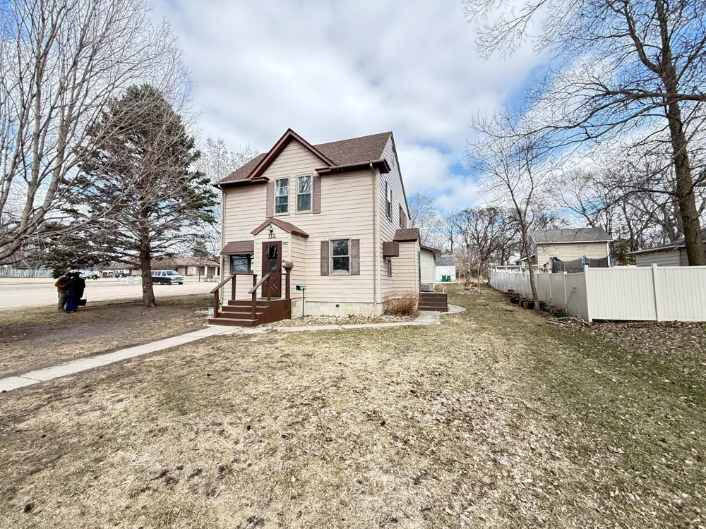 112 4th Street NW Ortonville, MN 56278