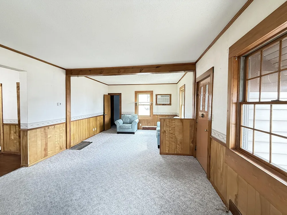 112 4th Street NW Ortonville, MN 56278