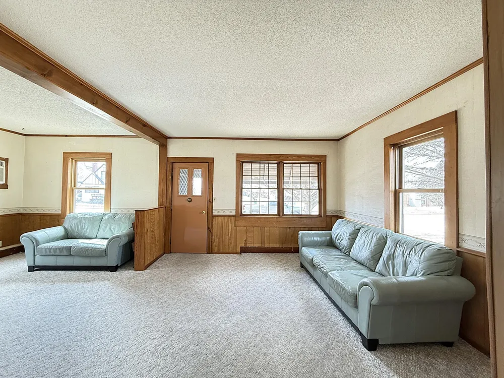112 4th Street NW Ortonville, MN 56278