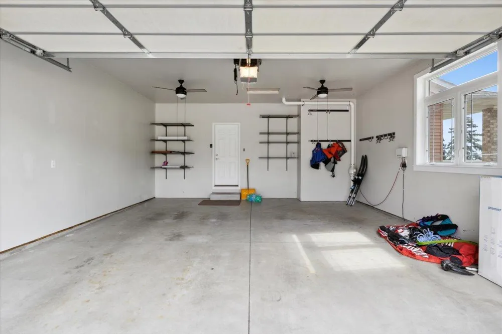 1329 S Oak Street Lake City, MN 55041