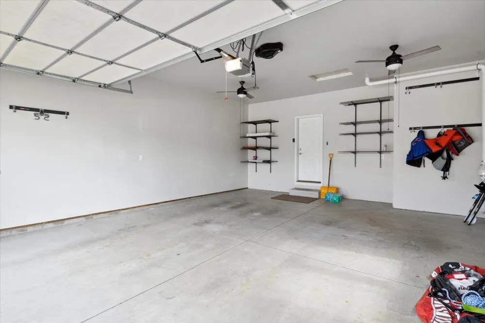 1329 S Oak Street Lake City, MN 55041
