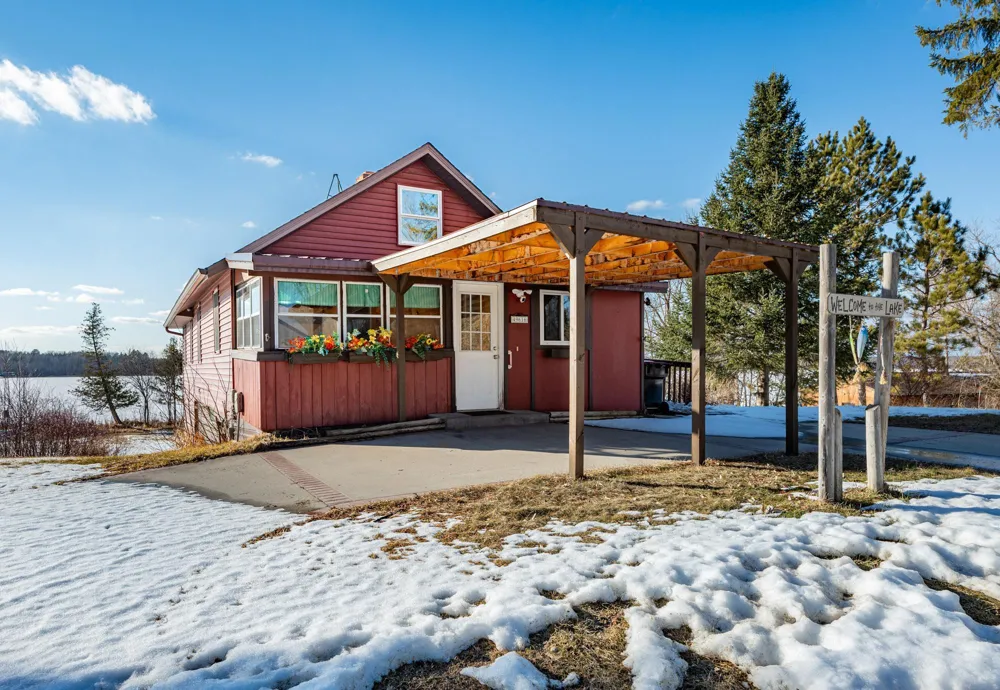 49616 Center Point Road Bigfork, MN 56628