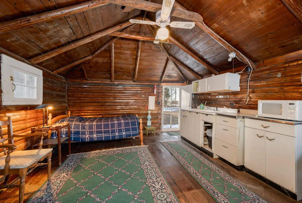 49616 Center Point Road Bigfork, MN 56628