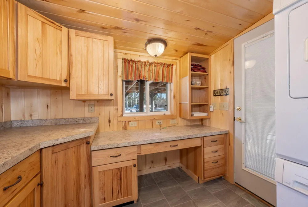 49616 Center Point Road Bigfork, MN 56628