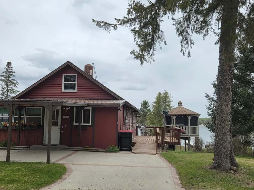 49616 Center Point Road Bigfork, MN 56628