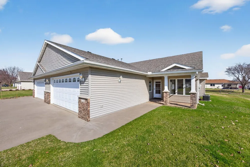 723 14th Street E Wabasha, MN 55981