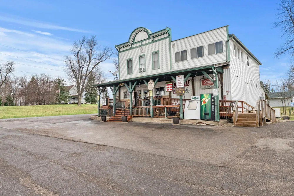 46645 Acacia Trail Stanchfield, MN 55080