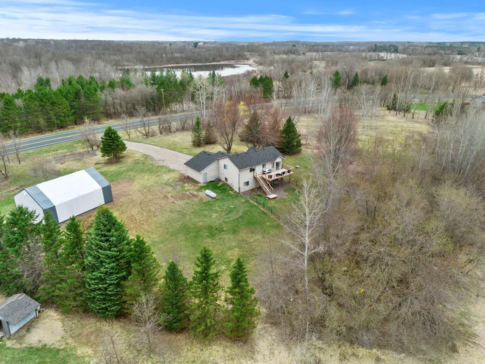 46645 Acacia Trail Stanchfield, MN 55080
