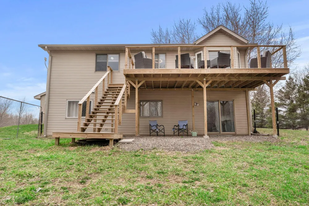 46645 Acacia Trail Stanchfield, MN 55080