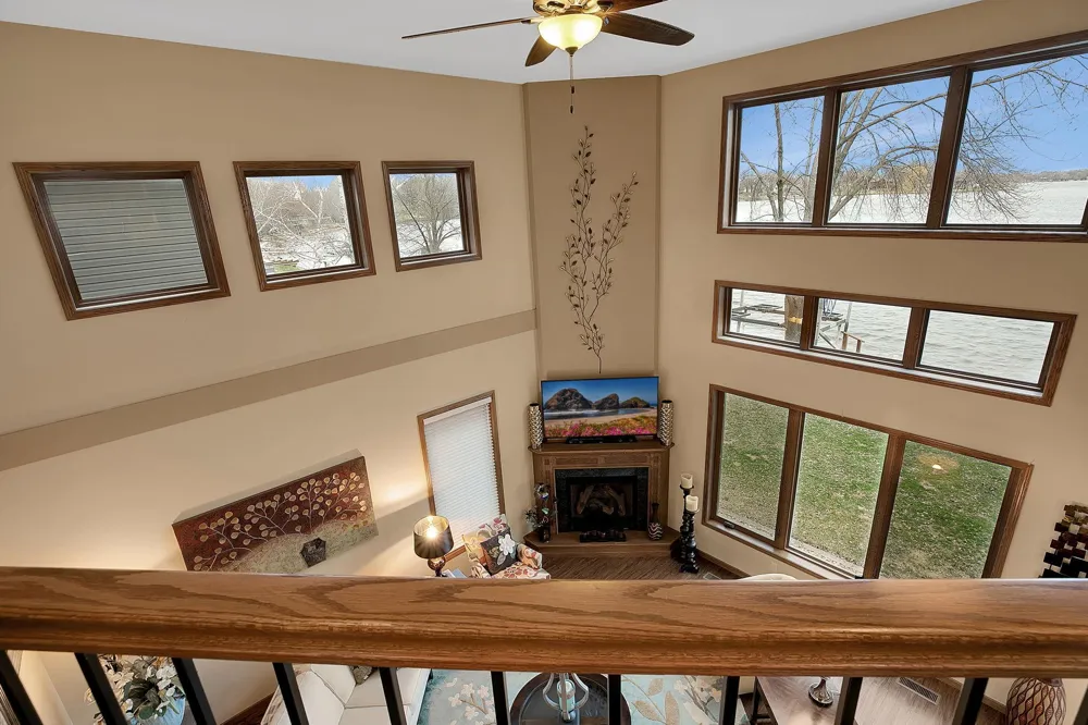 4276 114th Avenue NE Spicer, MN 56288