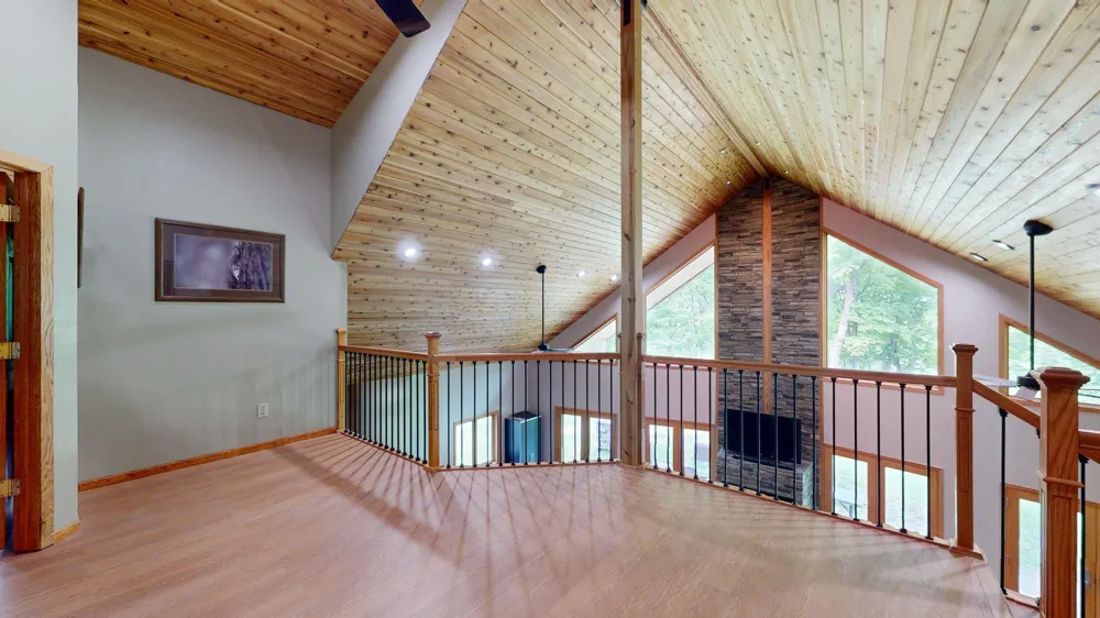 4251 Sugar Point Orr, MN 55771