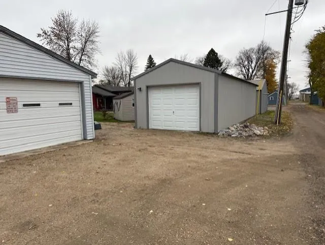 211 9th Street S Breckenridge, MN 56520