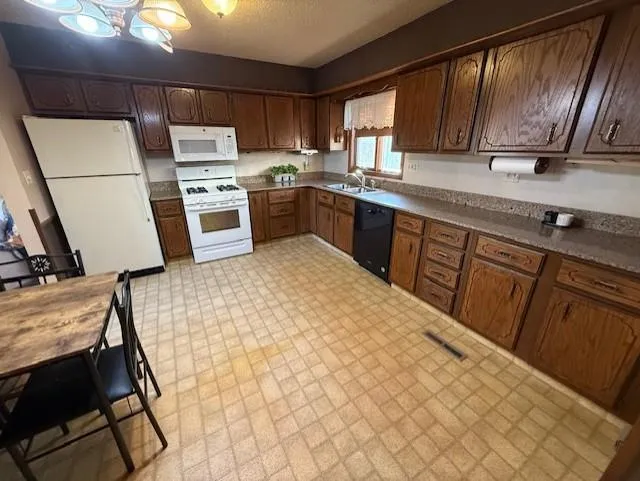 211 9th Street S Breckenridge, MN 56520