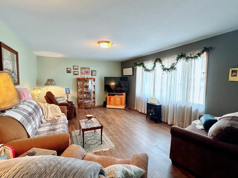 325 S Ash Street Crookston, MN 56716