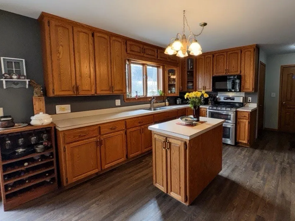 325 S Ash Street Crookston, MN 56716