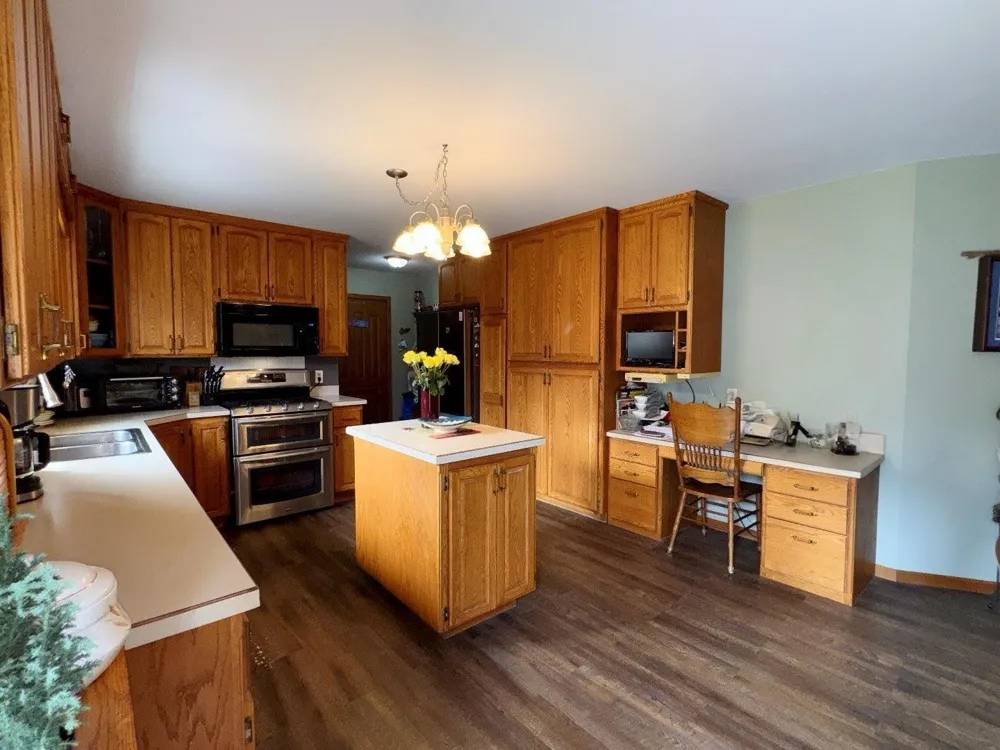 325 S Ash Street Crookston, MN 56716