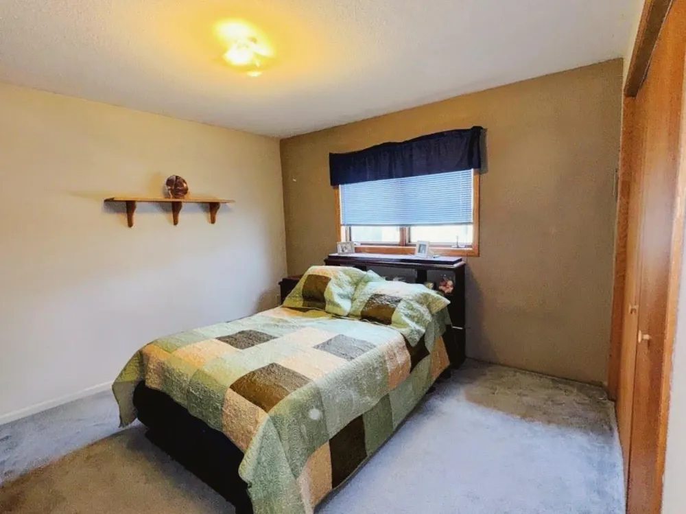 325 S Ash Street Crookston, MN 56716