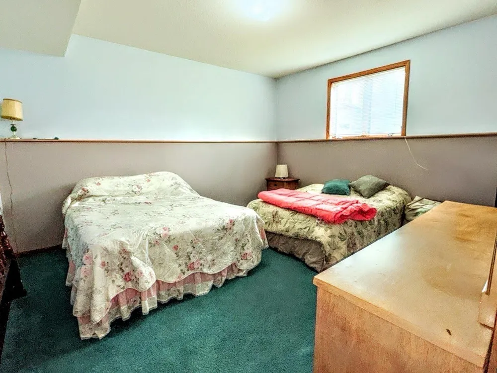 325 S Ash Street Crookston, MN 56716