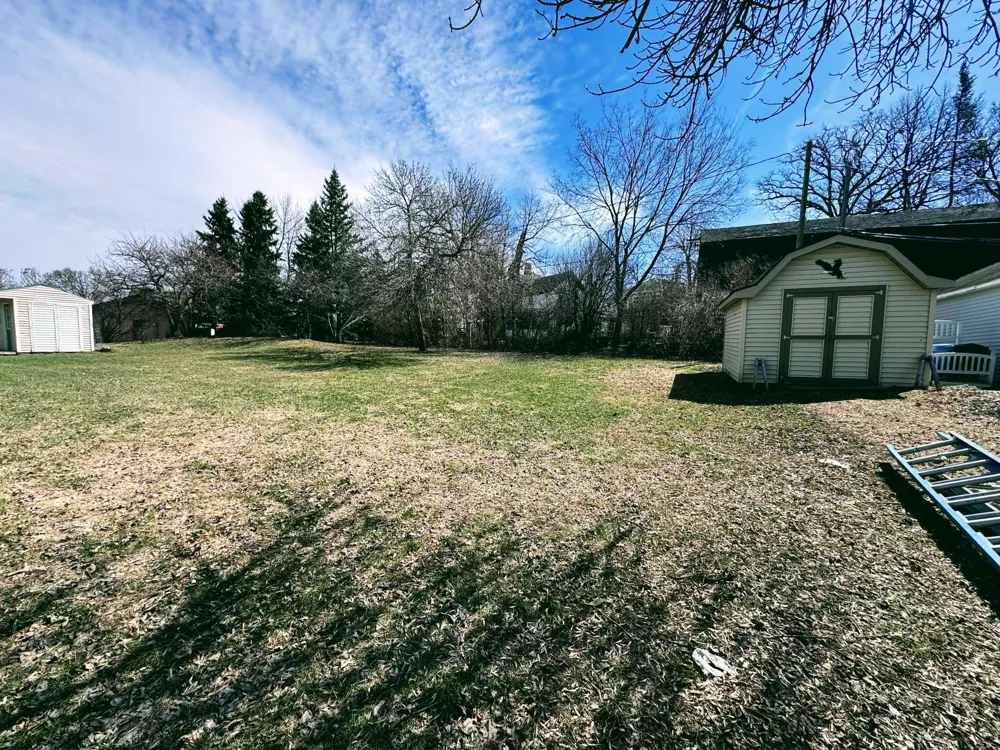 325 S Ash Street Crookston, MN 56716