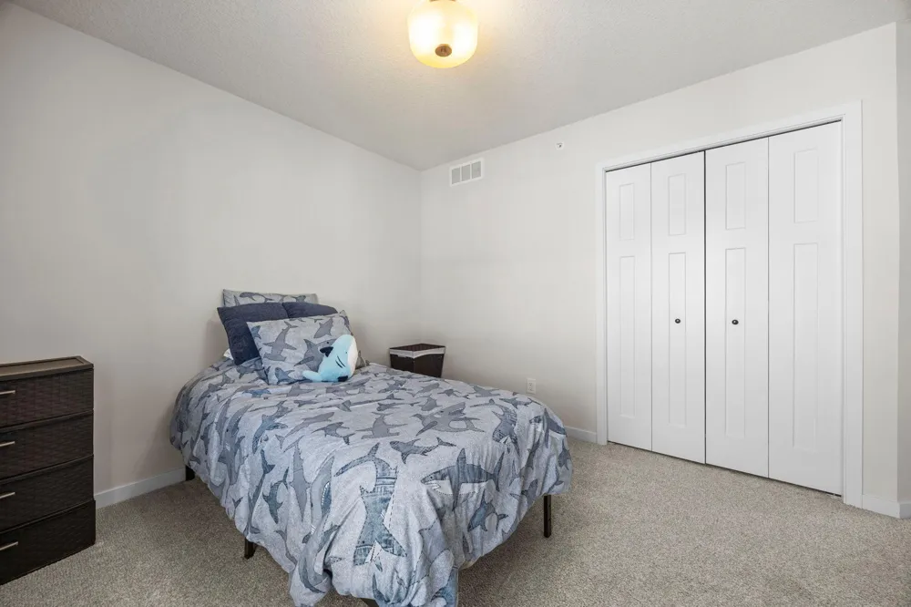 2230 Gateway Curve North Saint Paul, MN 55109