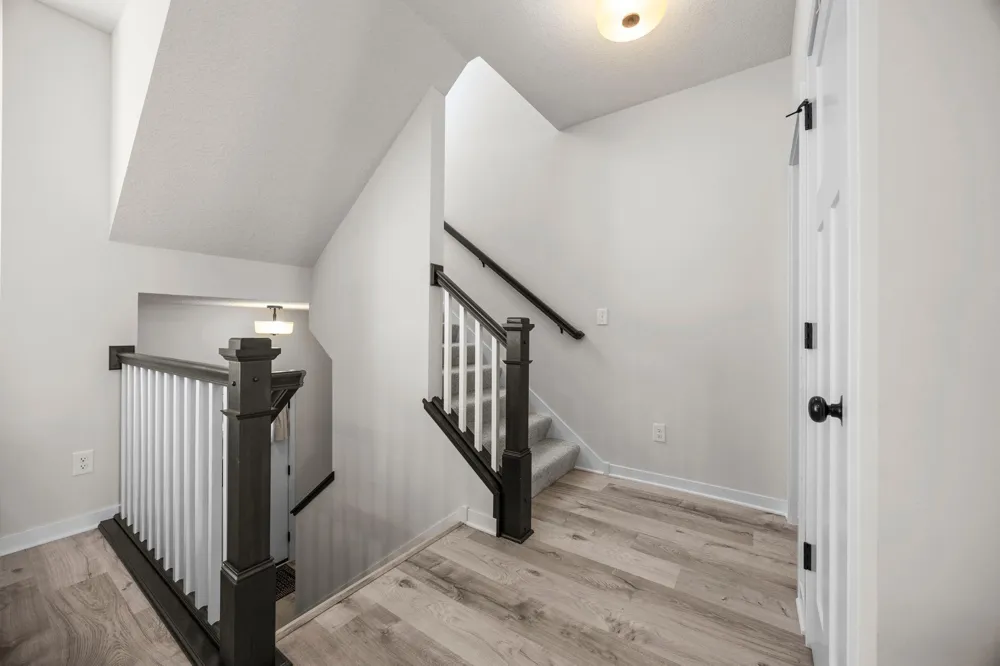 2230 Gateway Curve North Saint Paul, MN 55109