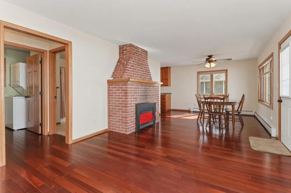 14783 Old Lake Road Paynesville, MN 56362