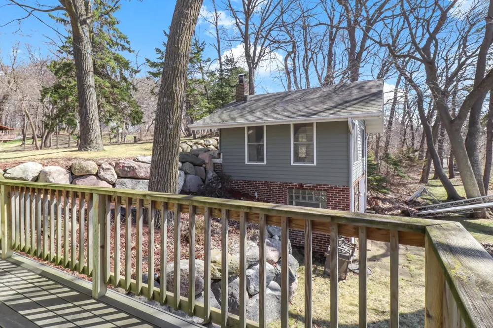 14783 Old Lake Road Paynesville, MN 56362