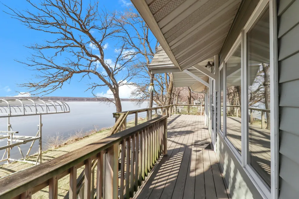 14783 Old Lake Road Paynesville, MN 56362
