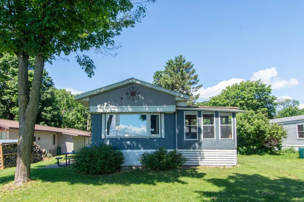 46315 Lucretia Lane Isle, MN 56342