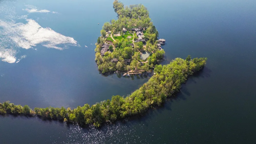 2799 East Island (North Half) 27th Street Birchwood, WI 54817