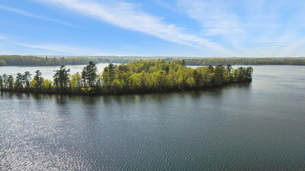 2799 East Island (North Half) 27th Street Birchwood, WI 54817