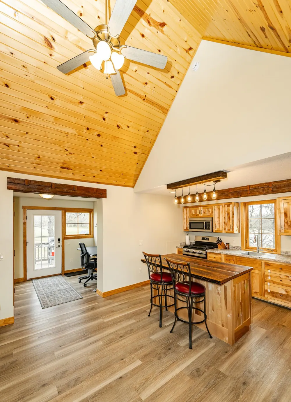 13345 25th Avenue NW Oronoco, MN 55960