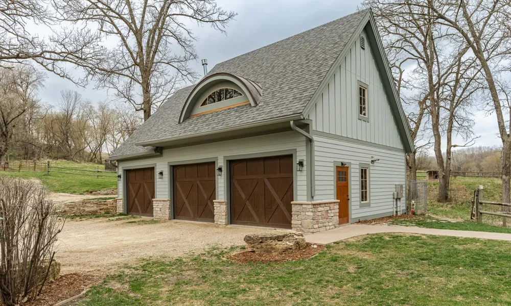 13345 25th Avenue NW Oronoco, MN 55960